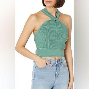 Backless halter crop top